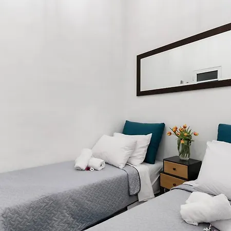 Ballutta Modern Close To Seafront Promenade - Sleeps 4 *