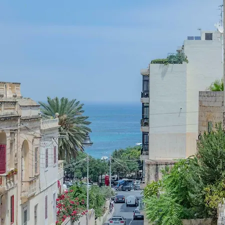 Ballutta * Sliema